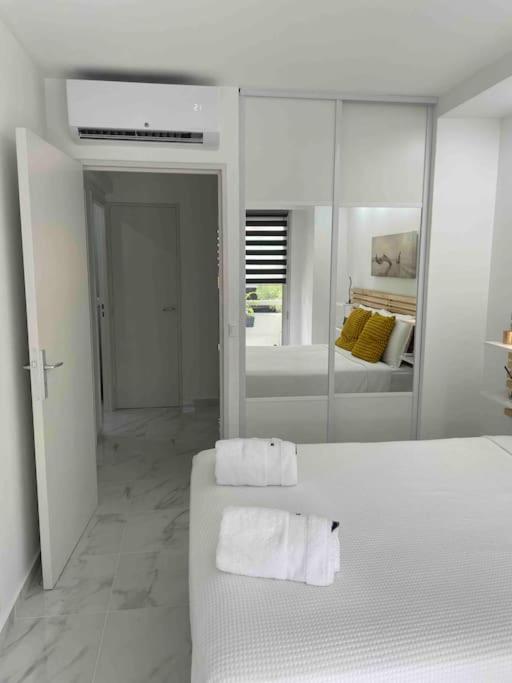 Superbe Appartement Carre Delfino Port De Niza Exterior foto